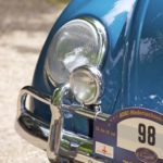 Blauer VW Käfer Cabriolet Chrom Stoßstange, Hupe und Scheinwerfer